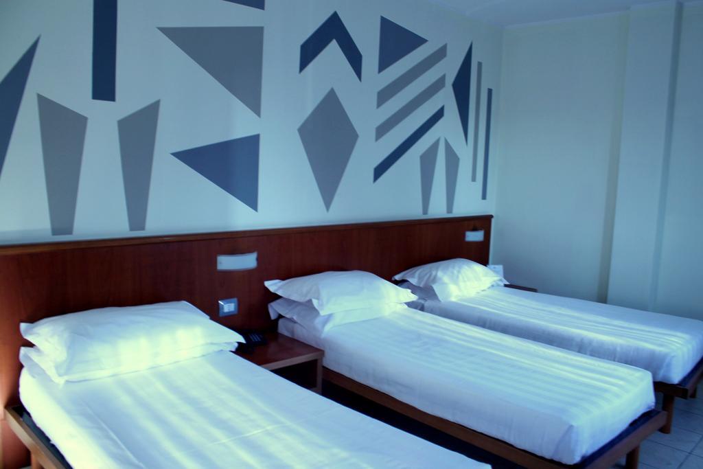 Leonardo Hotel Parma Buitenkant foto