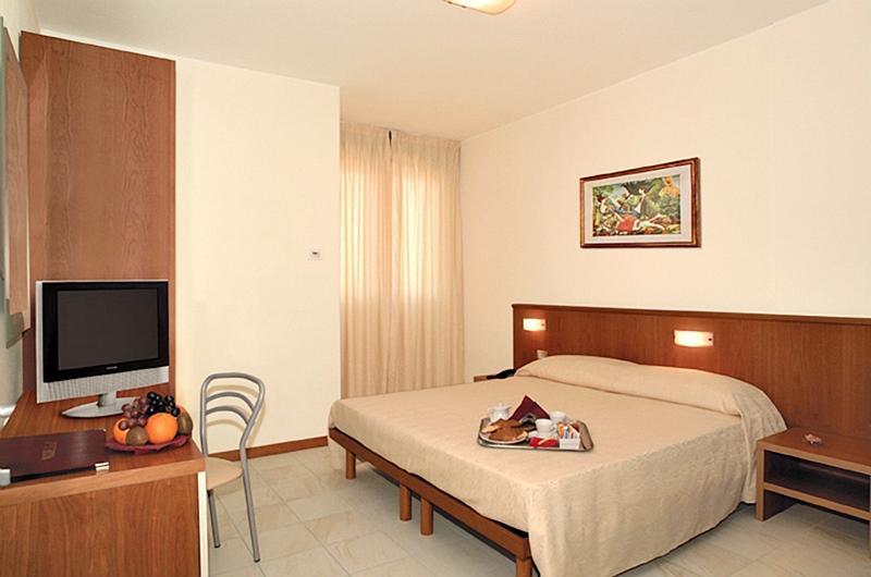 Leonardo Hotel Parma Buitenkant foto